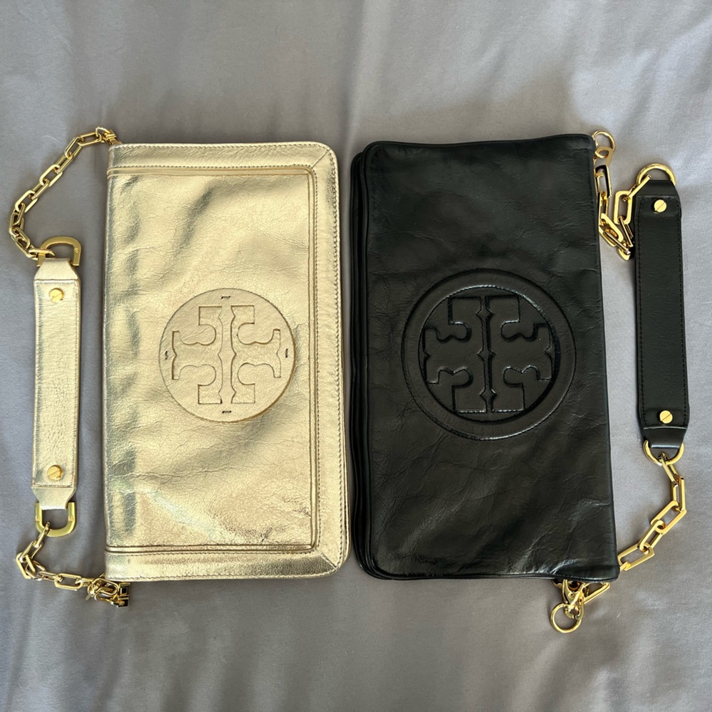 2 Tory Burch Reva Clutch bags black/gold